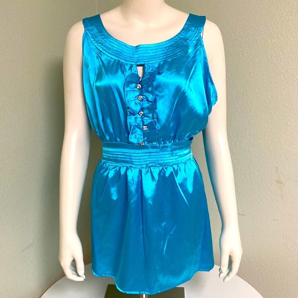 Finesse Tops - FINESSE Women’s Sleeveless Top Blouse Sky Blue Size 2XL